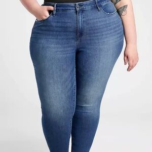 Athleta Sculptek Ultra Skinny Jean in True Blue  Plus Size 26